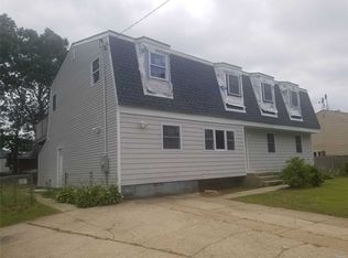 828 Commack Rd, Brentwood, NY 11717