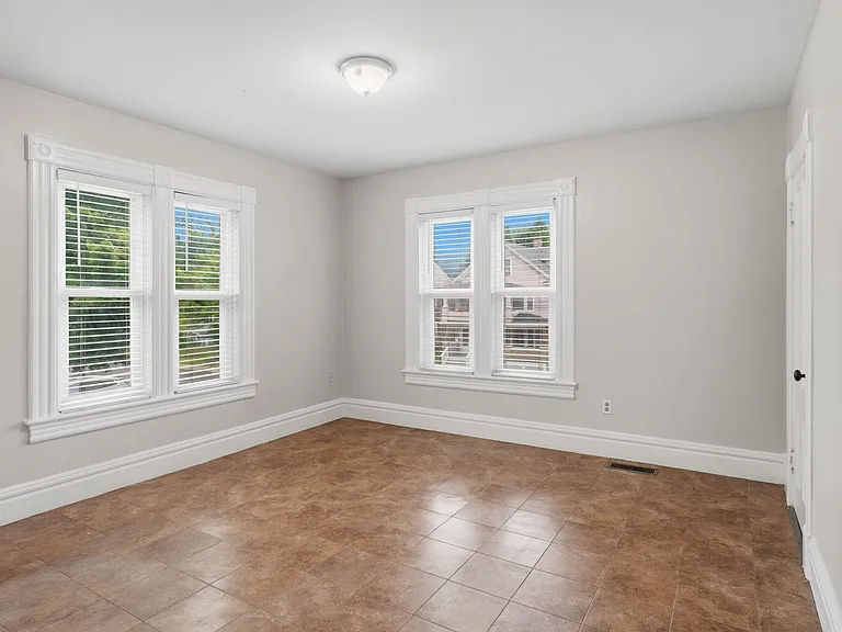 42 Glen St #44 — Photo 24