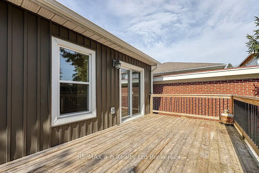 3 bed, $2,500 — Photo 4