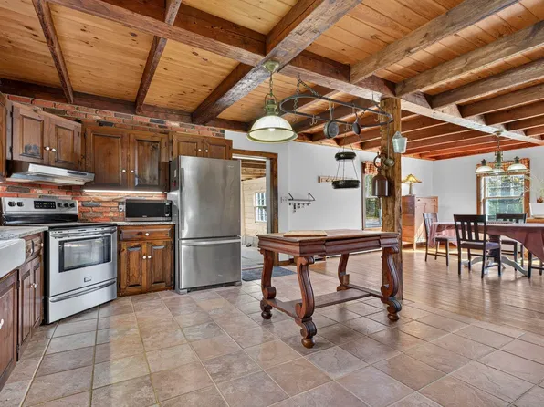 148 County Farm Road, Unity, NH 03743