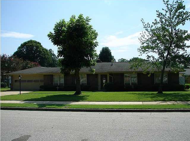 1st image of 28 Van Allen Dr