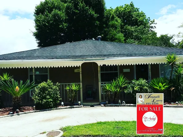 561 Phyllis Dr, Westwego, LA 70094