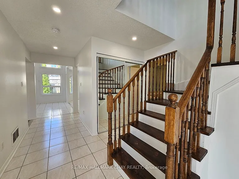219 Wessenger Dr — Photo 15