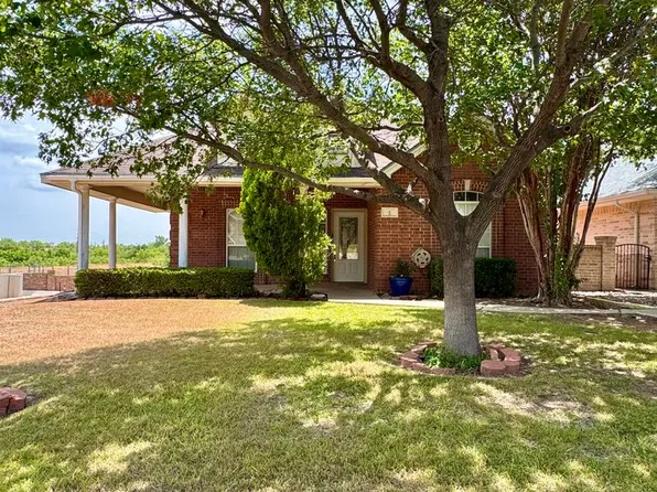 1 Southridge Dr, San Angelo, TX 76904