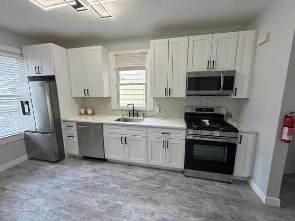 83 Anderson Ave #1, Wallington, NJ 07057