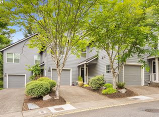 9615 NW Miller Hill Dr, Portland, OR