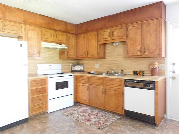 3rd image of 103 White Wing Cir