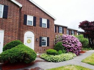 612 Chickering Rd #612, North Andover, MA 01845