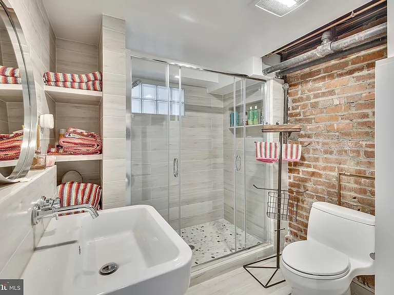 3515 Bradley Ln — Photo 25
