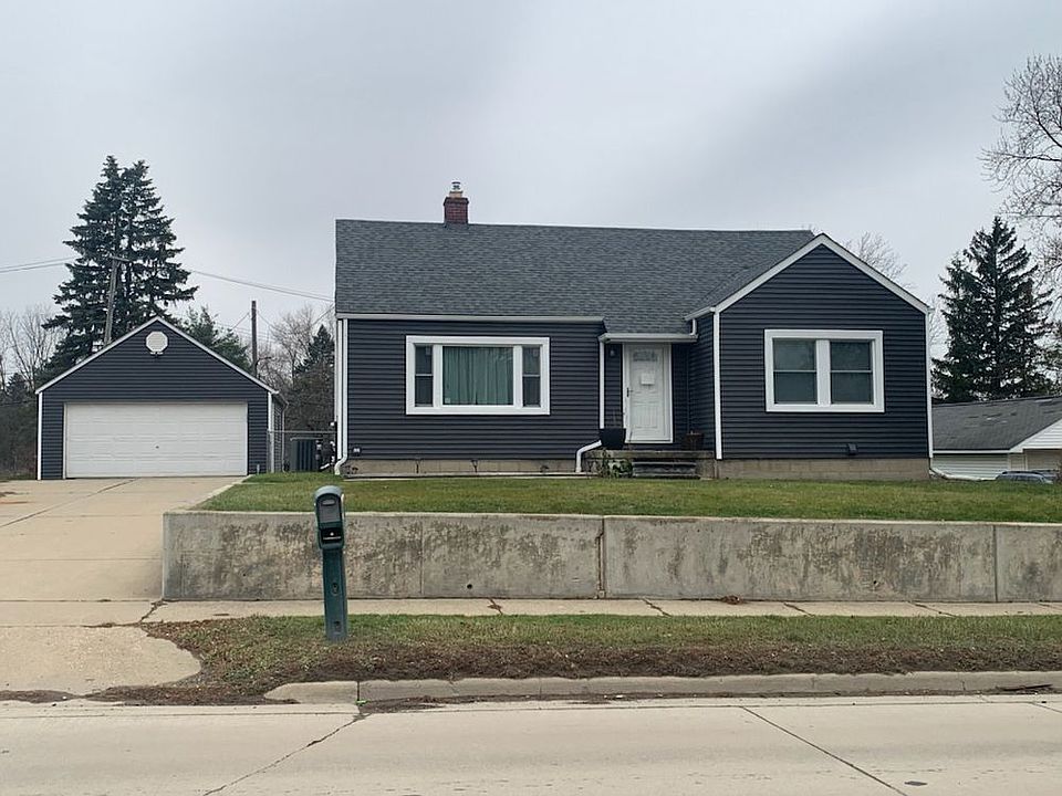 1st image of 1557 Joslyn Ave