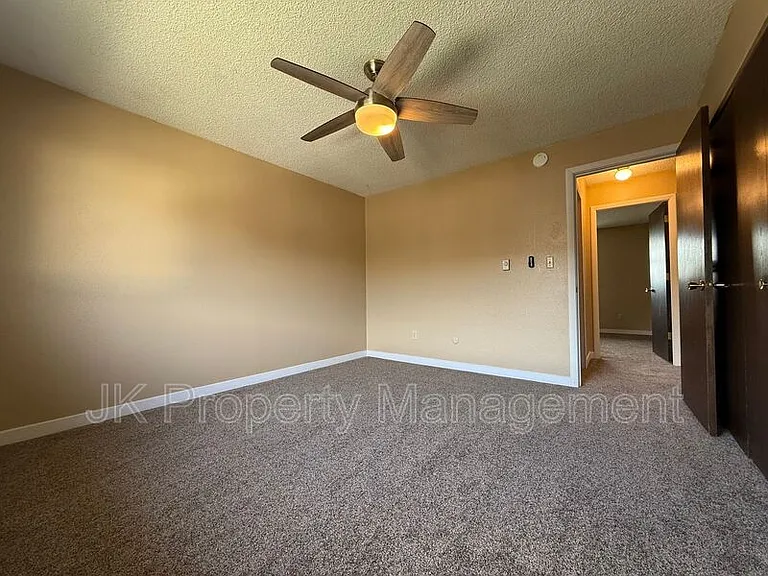 4604 3rd Ave S #14 — Photo 15