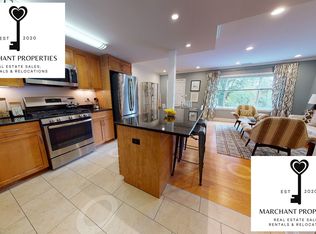 156 Independence Dr #156, Chestnut Hill, MA 02467