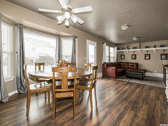 4th image of 5048 W Wood Spring Dr