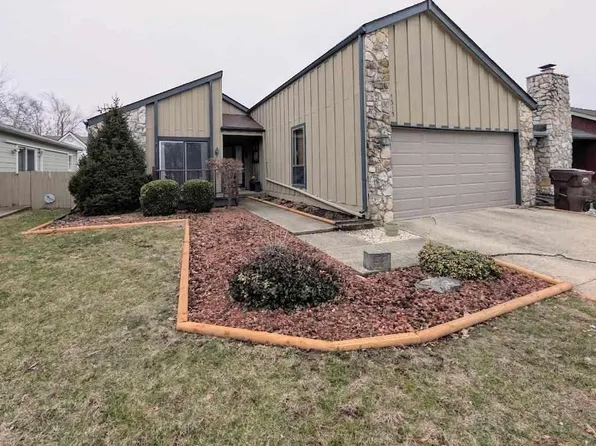 1315 Clover Ct, Terre Haute, IN 47802