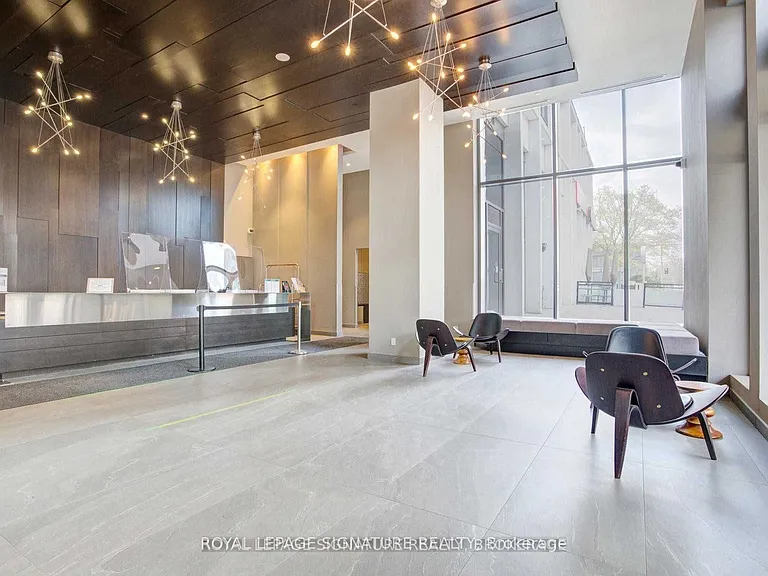170 Sumach St #1810 — Photo 20