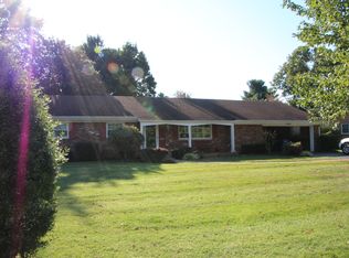 1724 Williamsburg Rd, Lexington, KY 40504