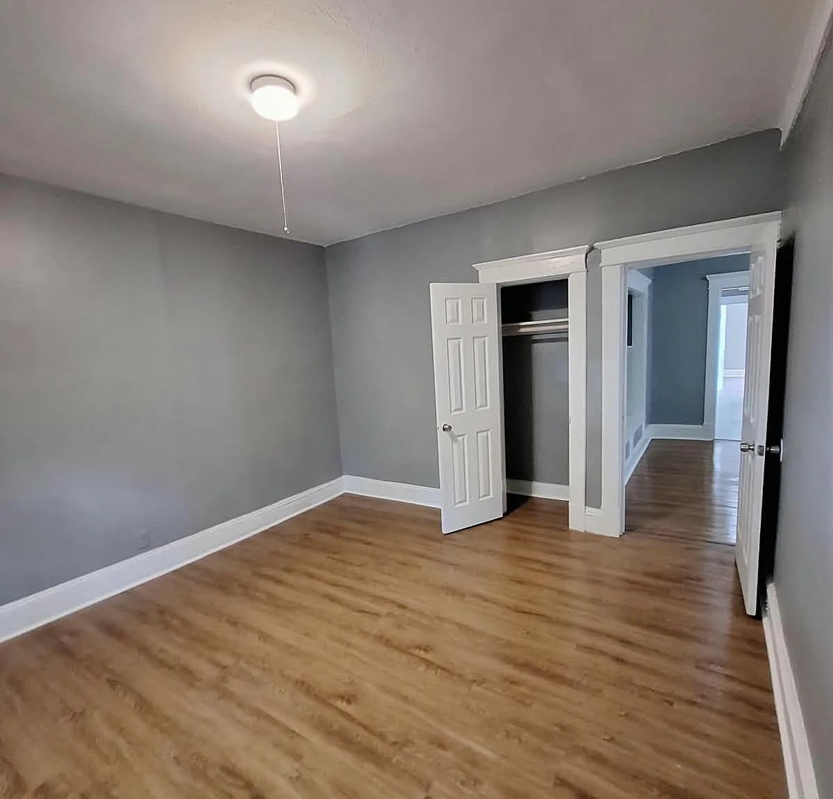 3 bed, 1150 sqft, $1,800 — Photo 2