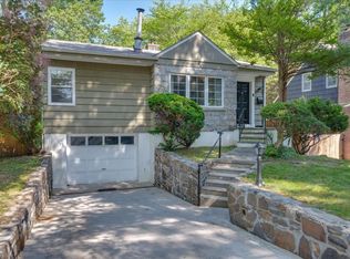 94 Cochrane Ave, Hastings On Hudson, NY 10706