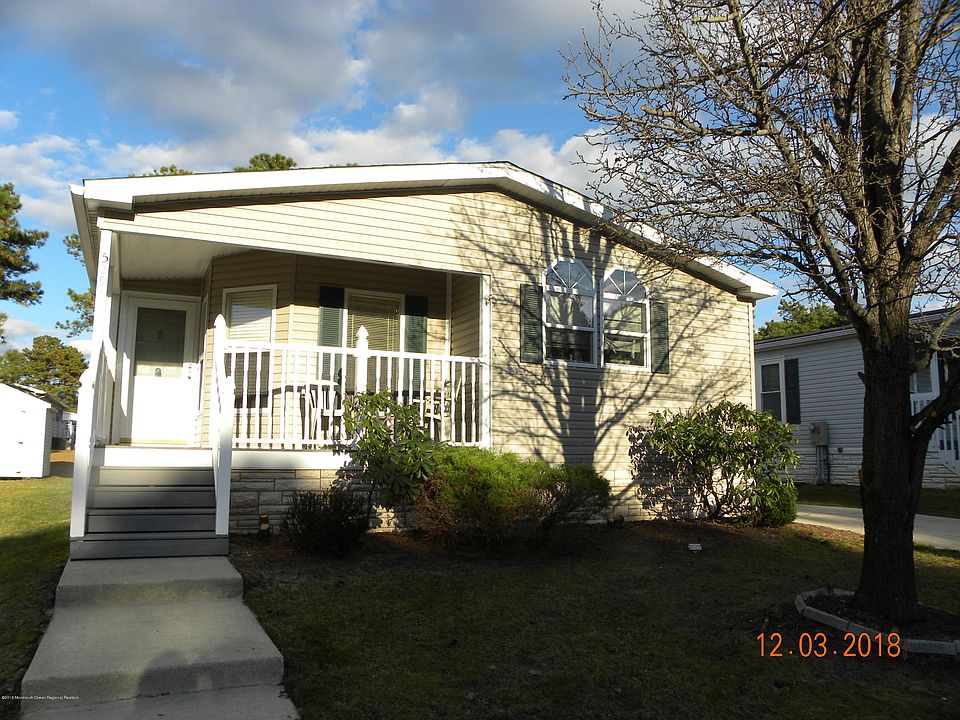 1st image of 529 Momosa Dr