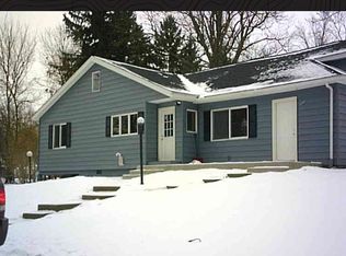 1943 Crescent Ter, Lake View, NY 14085