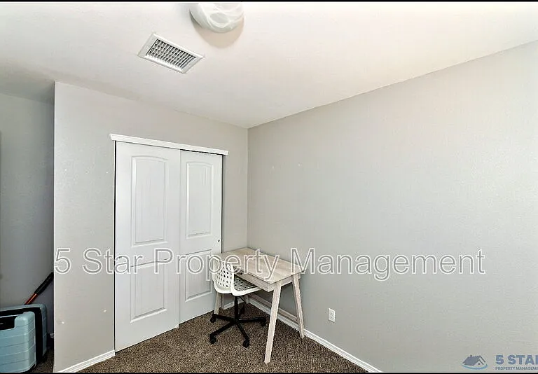 5129 Rose Elise St — Photo 22