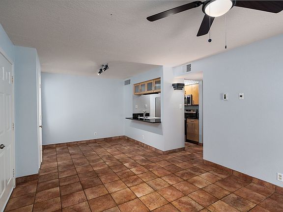 3rd image of 941 Calle Mejia APT 706