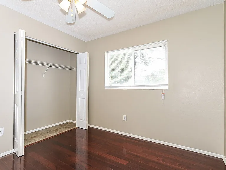 13414 Laraway Dr — Photo 9