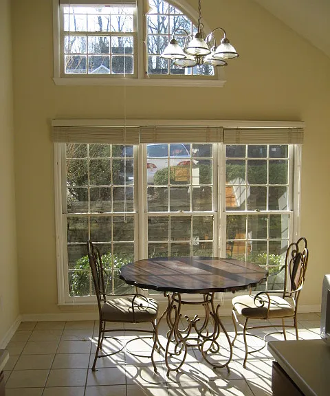 kitchen table area