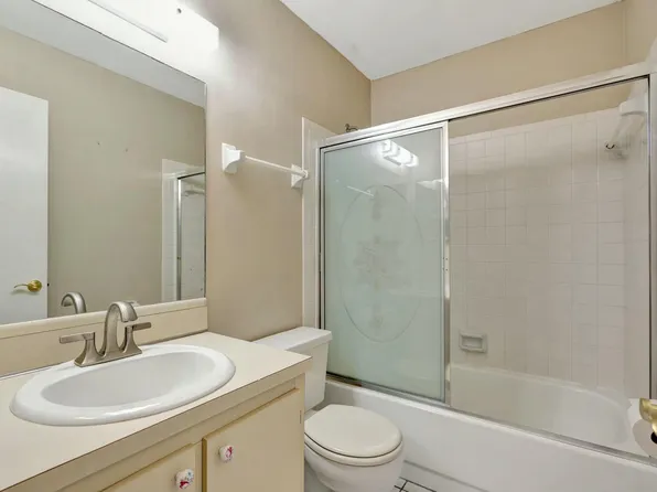 126 Greentree Circle, Jupiter, FL 33458