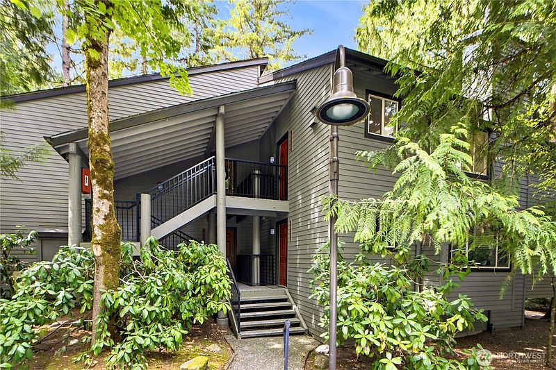 3rd image of 8103 146th Ct NE