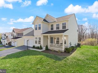 2927 Myrtlewood Dr, Dumfries, VA 22026