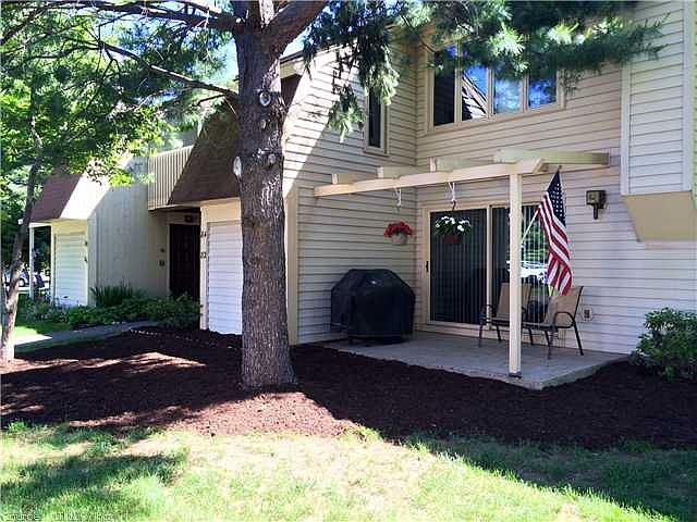 1st image of 84 Little Oak Ln
