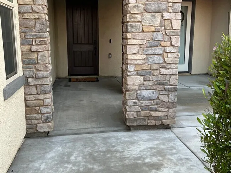 598 Crescent Ln — Photo 3