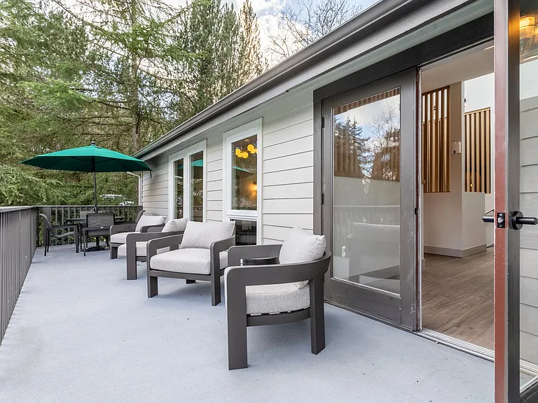 Skyline Redmond — Photo 21