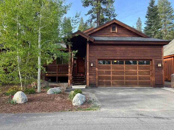 10647 Sara Bear Ln, Truckee, CA 96161