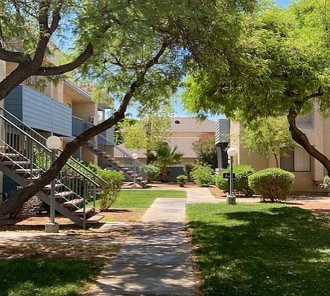 4th image of 1407 N 85th Pl #110