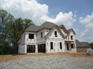 1810 Abbie Fetch Ct, Suwanee, GA 30024