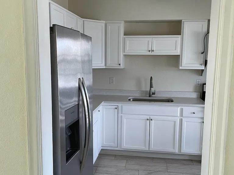 600 Riverview Blvd #2 — Photo 2