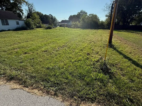 408 N Elm St, Brazil, IN 47834