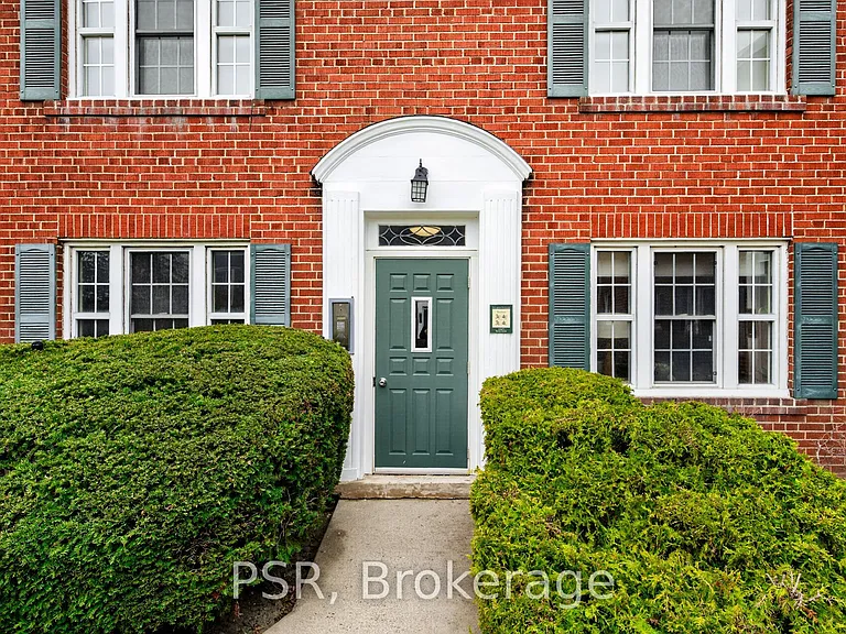 1365 Bayview Ave #U12 — Photo 1