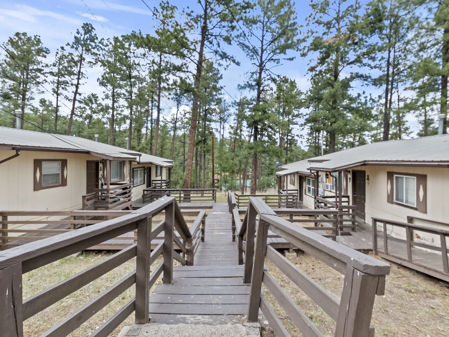 100 Apache Hills Drive - B — Photo 3