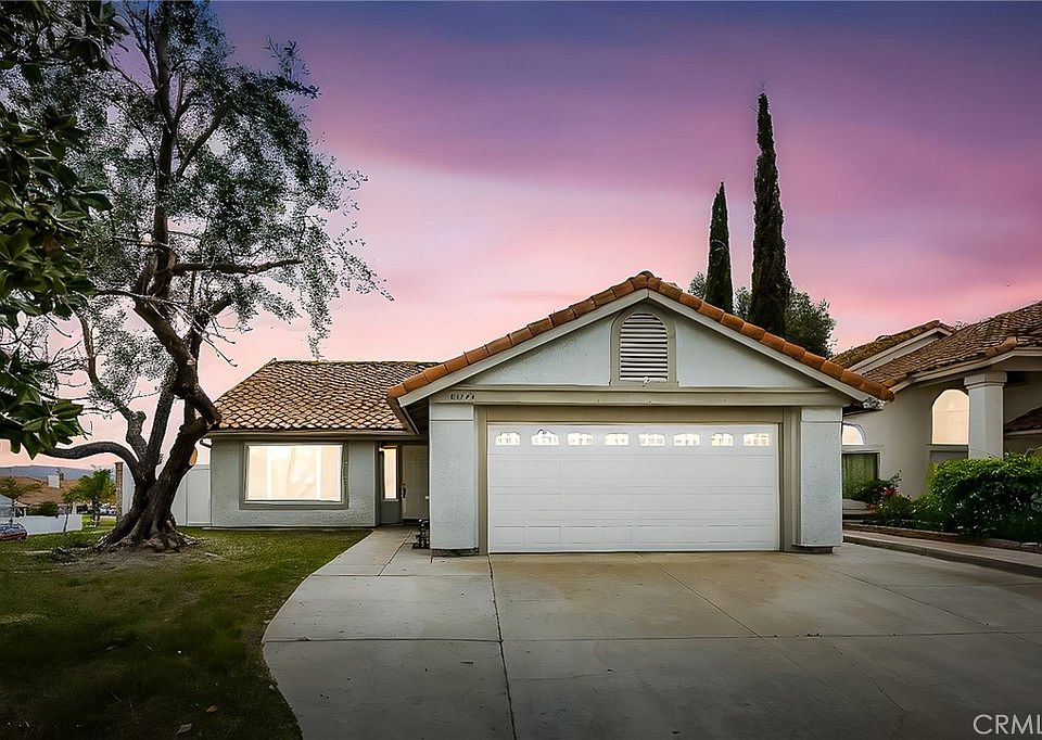 1st image of 24395 Saradella Ct