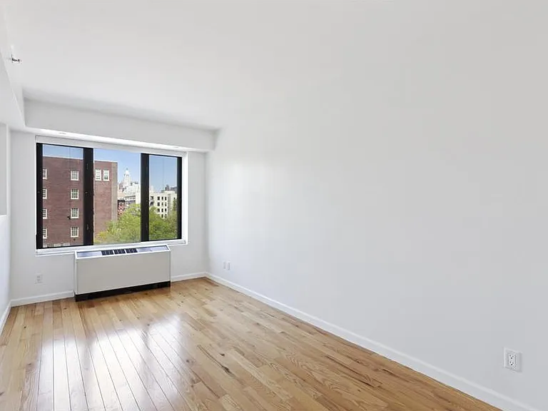 189 Avenue C #6E — Photo 3
