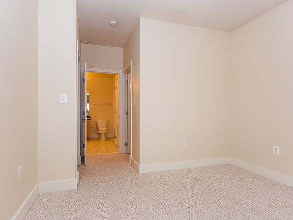 5th image of 1200 N Hartford St APT 606
