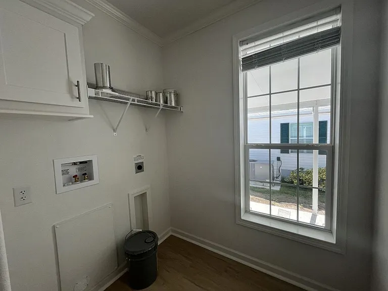 250 Bimini Cay Cir #250 — Photo 13