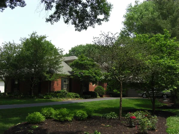 6465 Holliday Dr E, Indianapolis, IN 46260