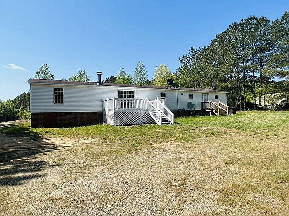 3rd image of 1975 Union Woods Dr