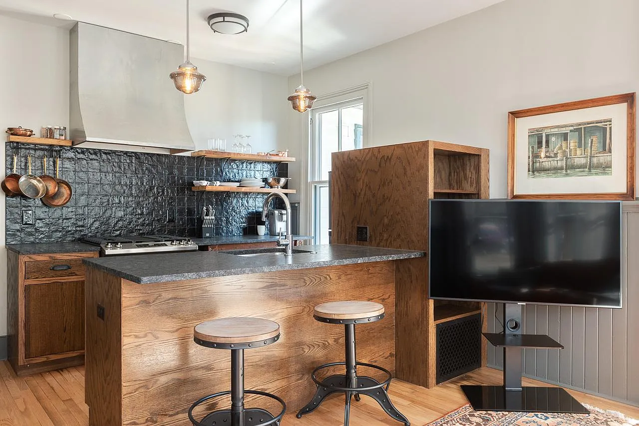 1 bed, 450 sqft, $2,650 — Photo 3
