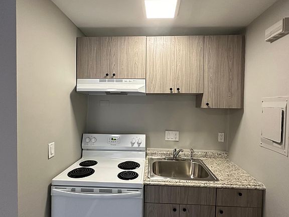 5th image of 172 Fountain St #1A
