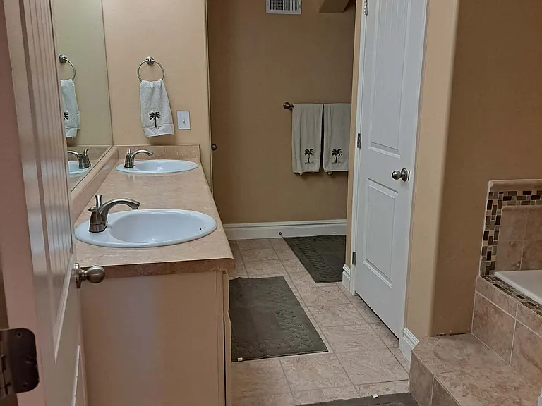 334 W Shadow Ridge Dr — Photo 11